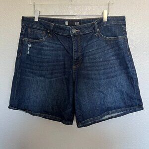 Kut from the Kloth Chloe Boyfriend Shorts 18